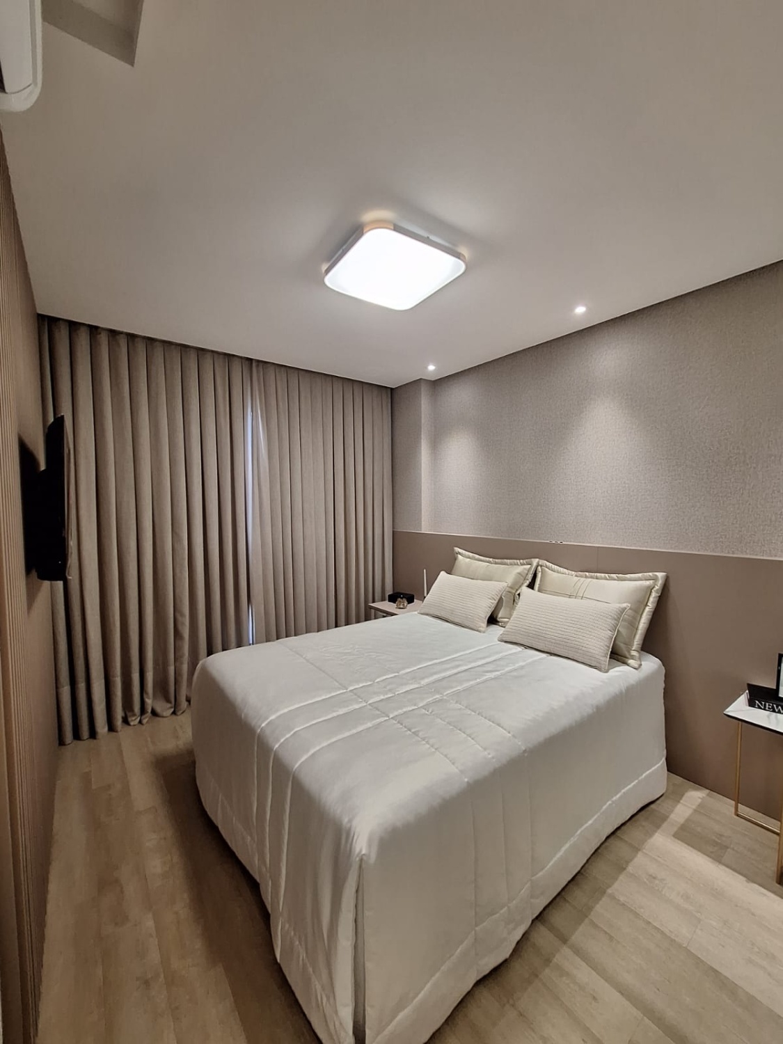 Apartamento no Ed. Brava Garden na Praia Brava - foto 17
