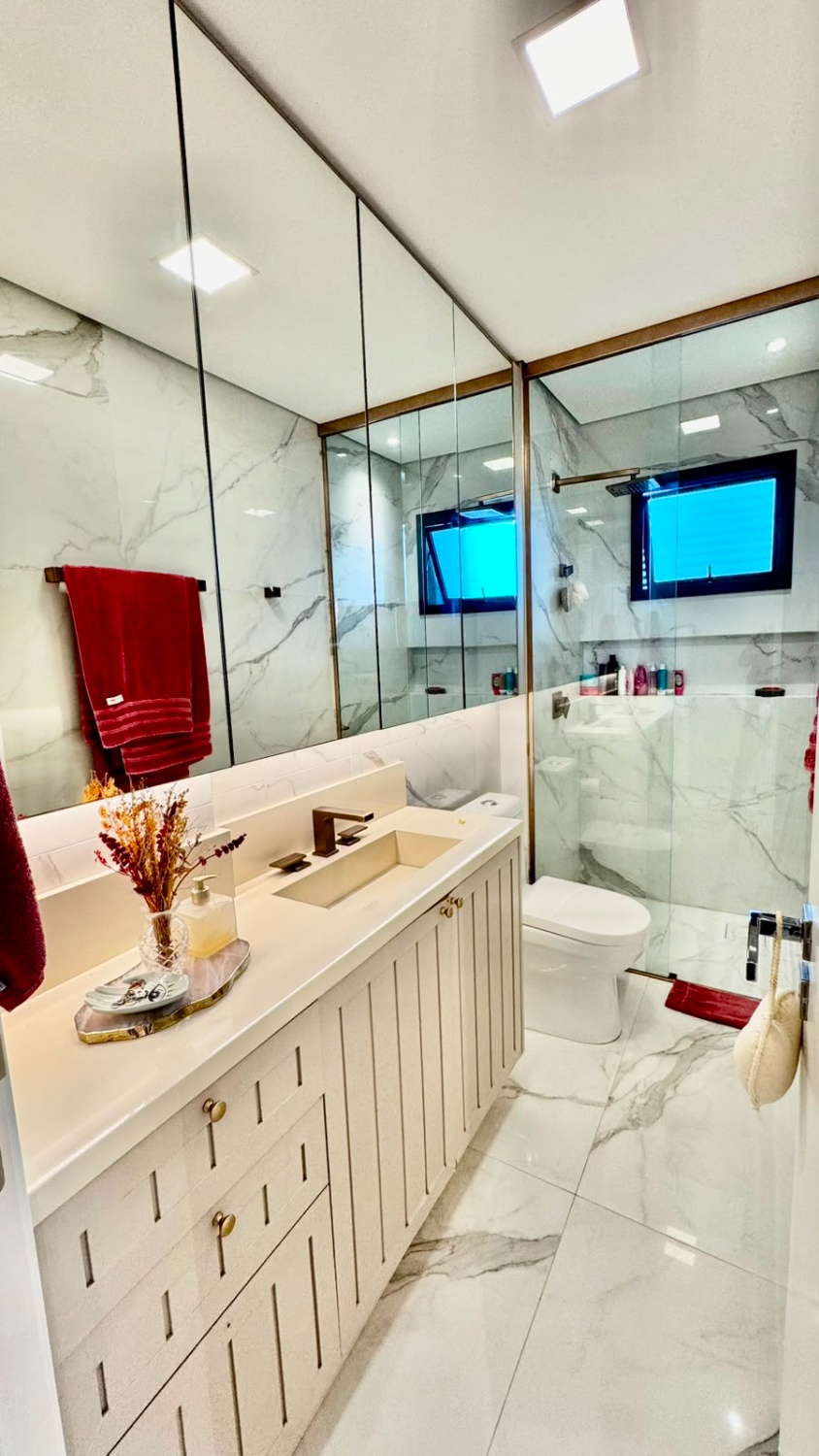 Apartamento no Ed. Privilége Brava na Praia Brava - foto 15