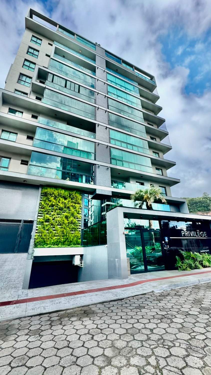 Apartamento no Ed. Privilége Brava na Praia Brava - foto 19