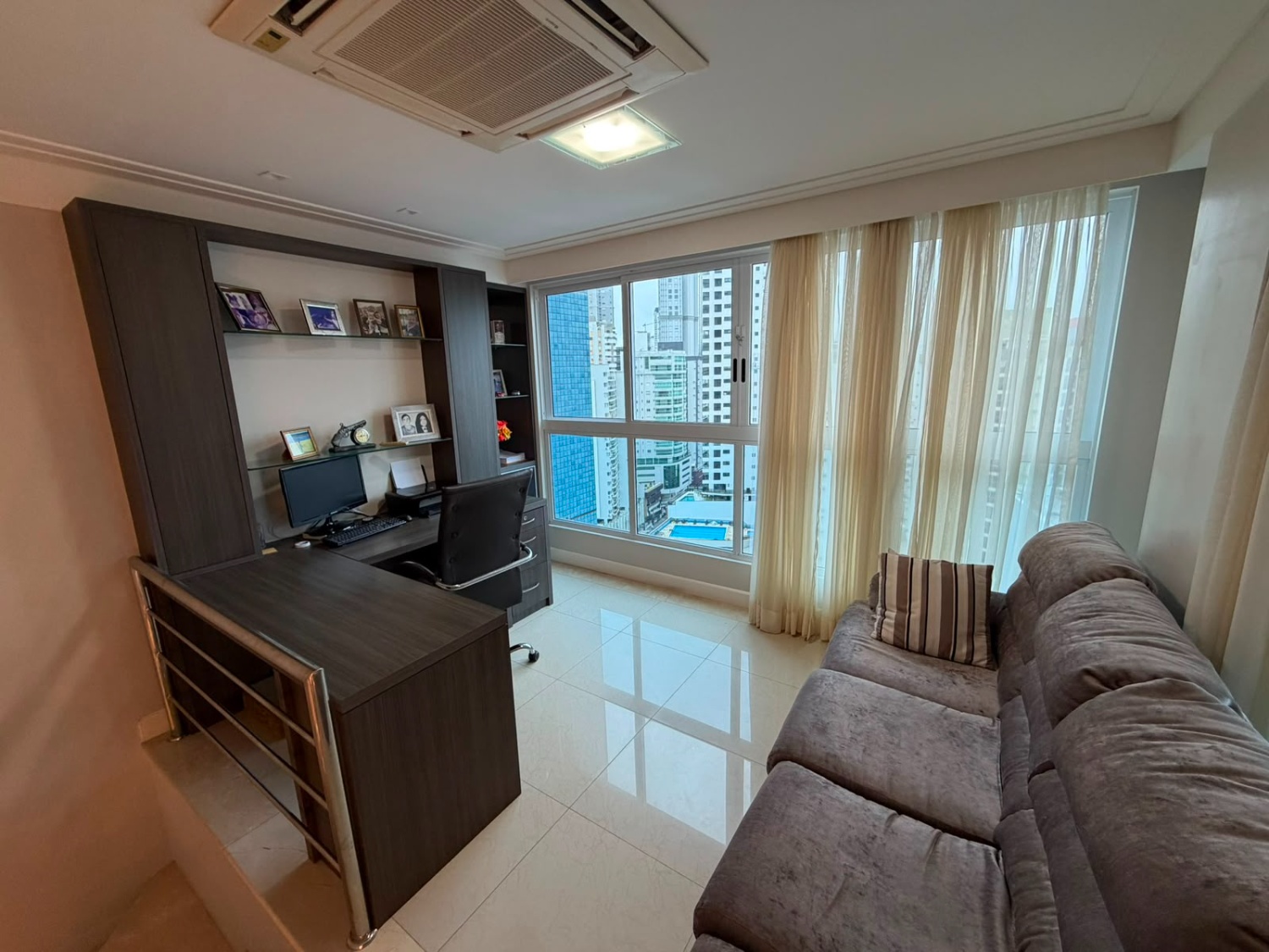 Vermont - Apartamento Duplex no Ed. Vermont em Balneário Camboriú