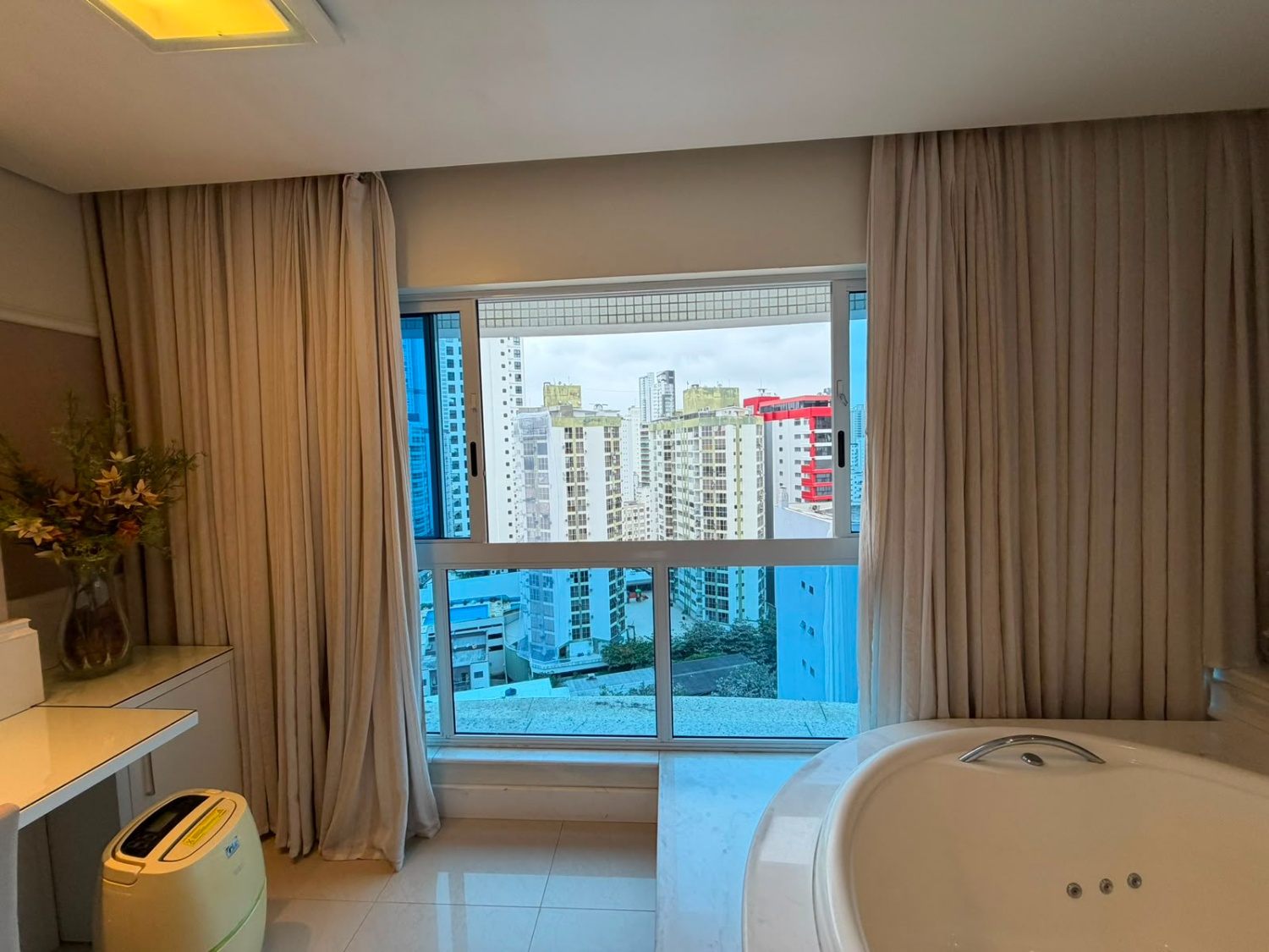 Apartamento Duplex no Ed. Vermont em Balneário Camboriú - foto 13