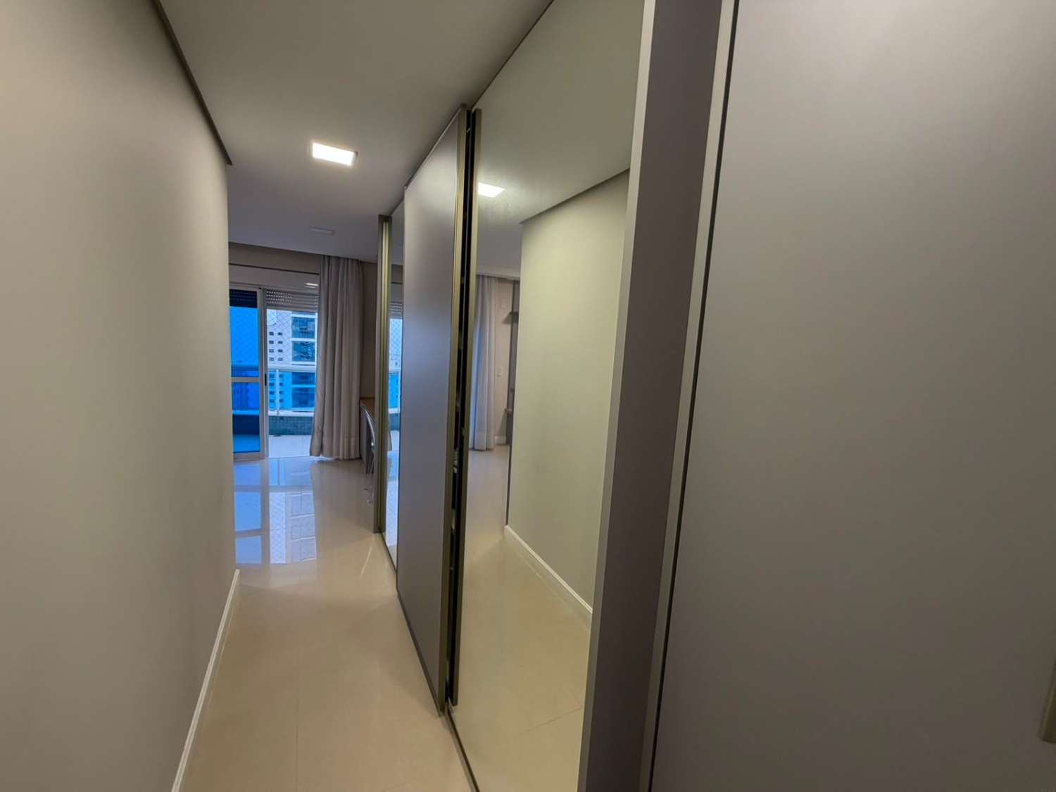 Cobertura Triplex no Ed. Vermont em Balneário Camboriú - foto 10