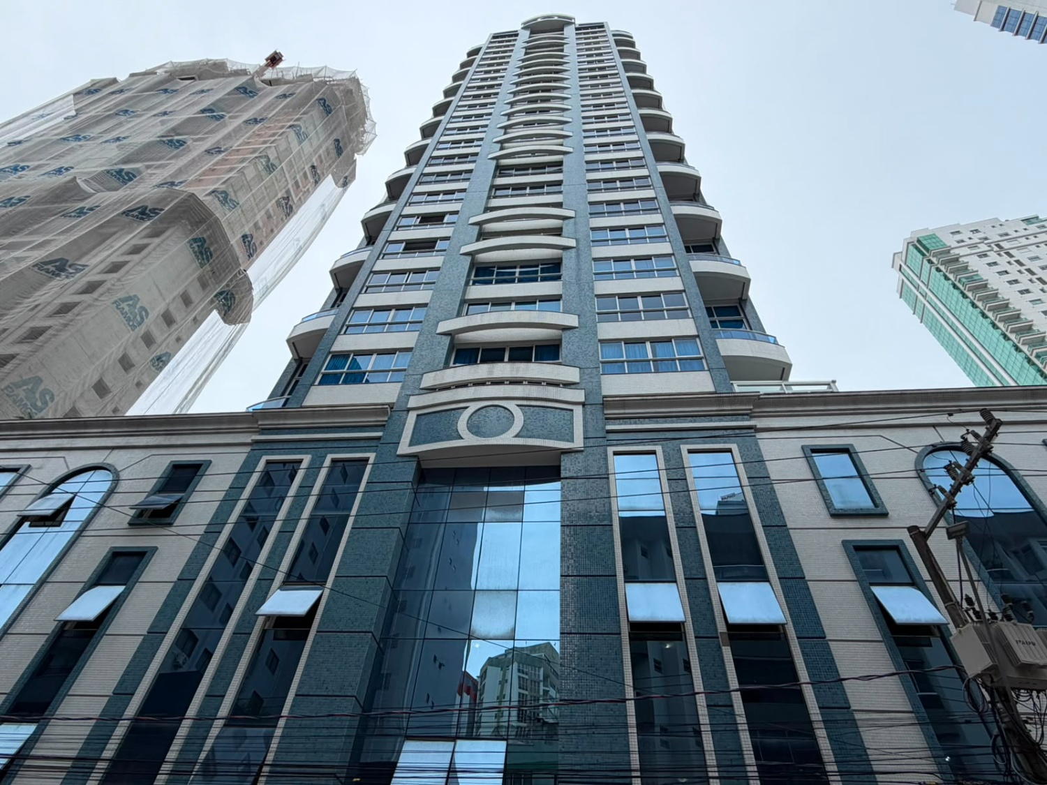 Cobertura Triplex no Ed. Vermont em Balneário Camboriú - foto 32