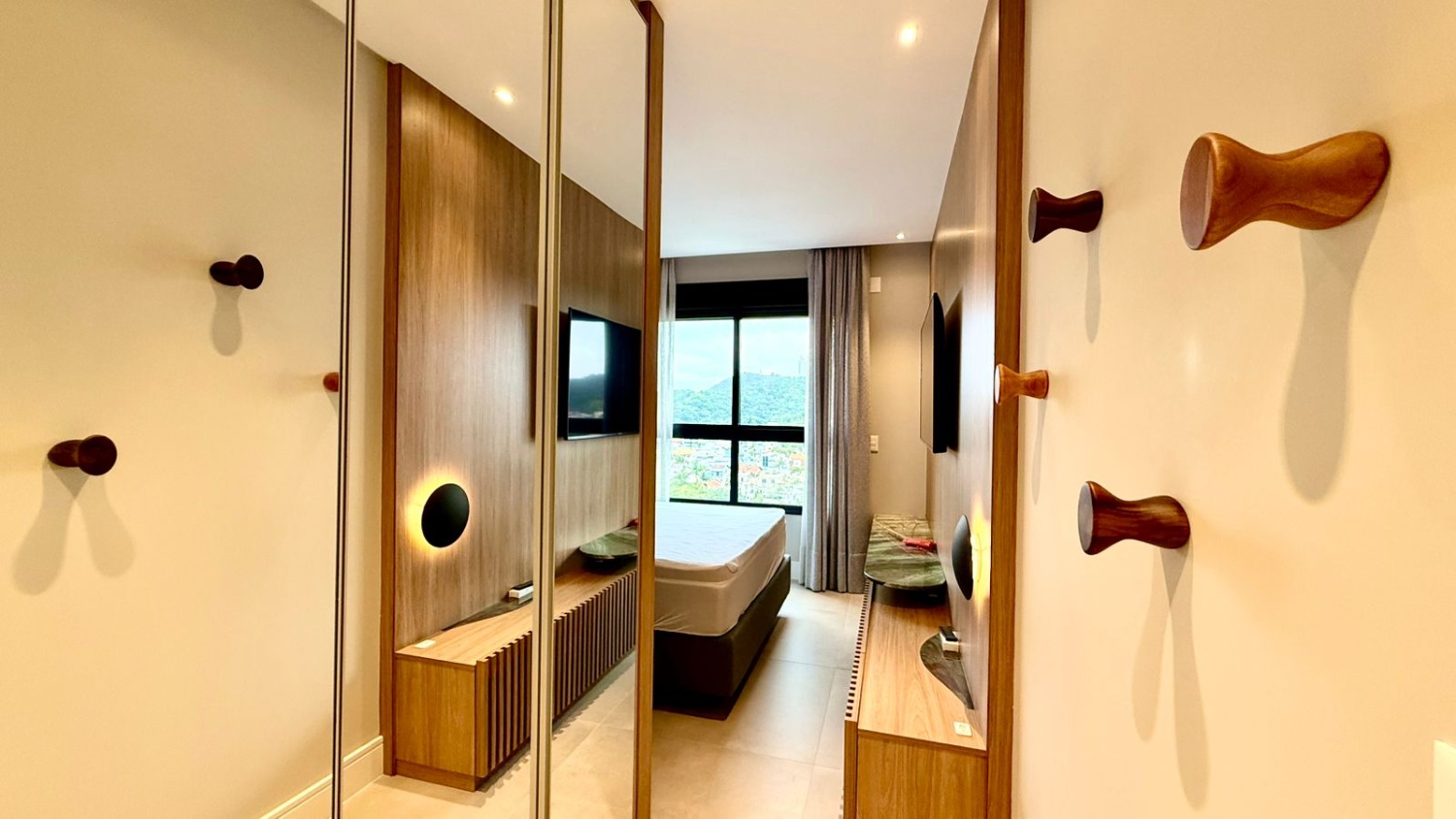 Apartamento no Edifício Dusseldorf na Praia Brava - foto 5