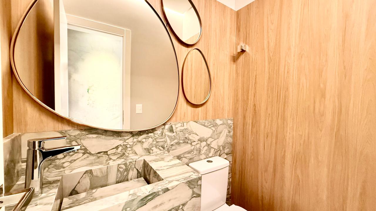 Apartamento no Edifício Dusseldorf na Praia Brava - foto 12