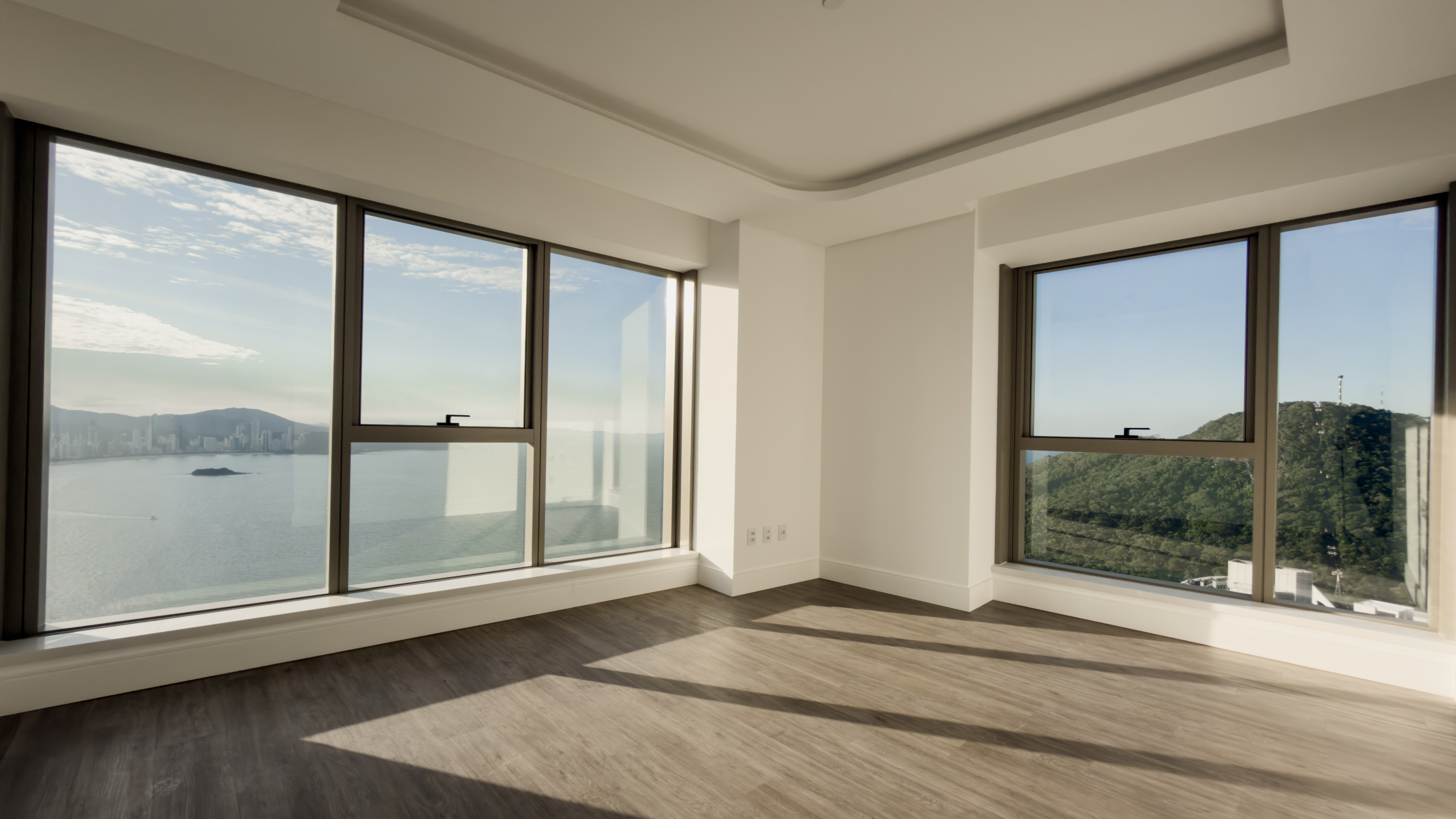 Apartamento no Ed. Yachthouse by Pininfarina na Barra Sul em Balneário Camboriú - foto 2