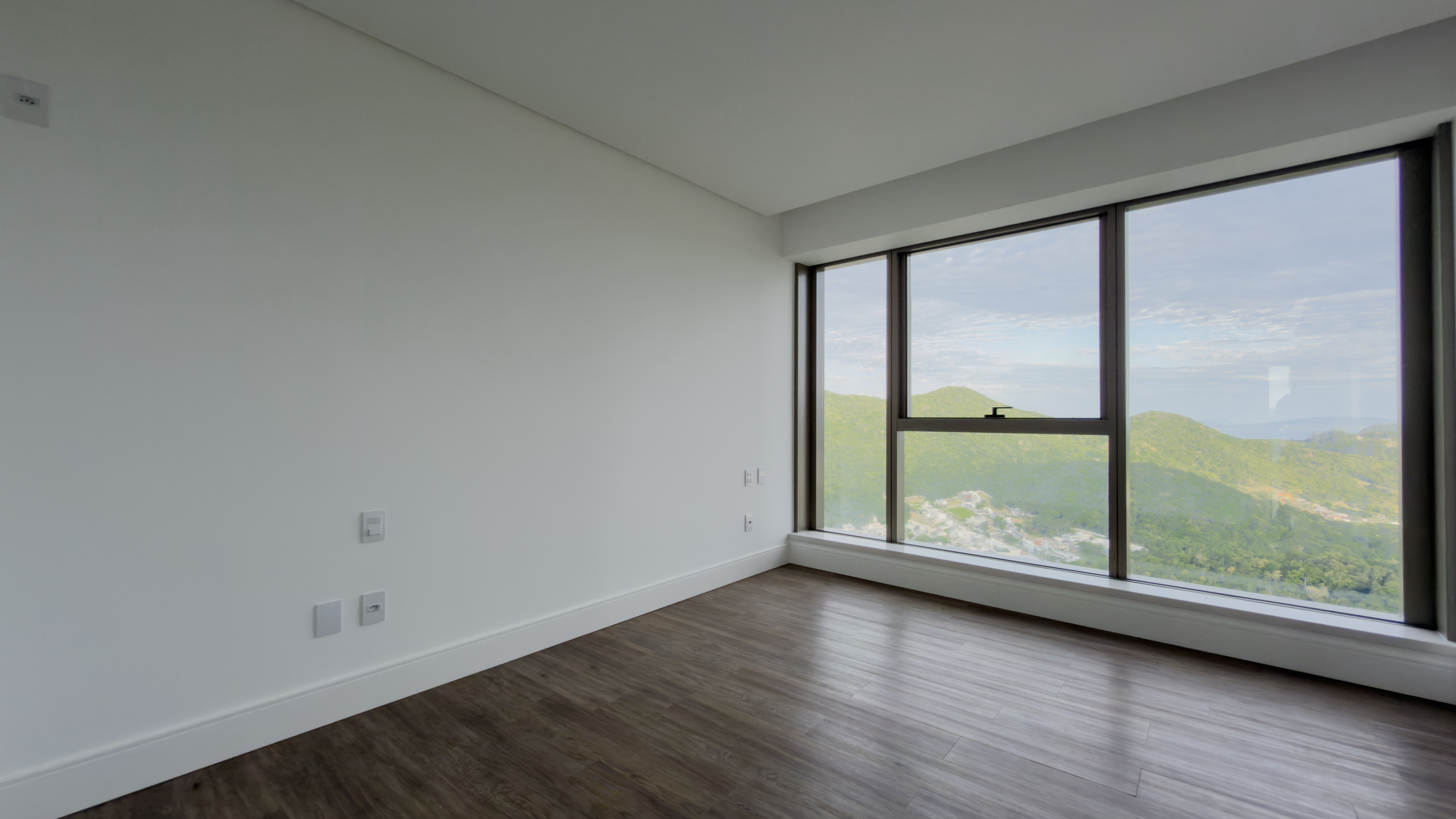 Apartamento no Ed. Yachthouse by Pininfarina na Barra Sul em Balneário Camboriú - foto 13