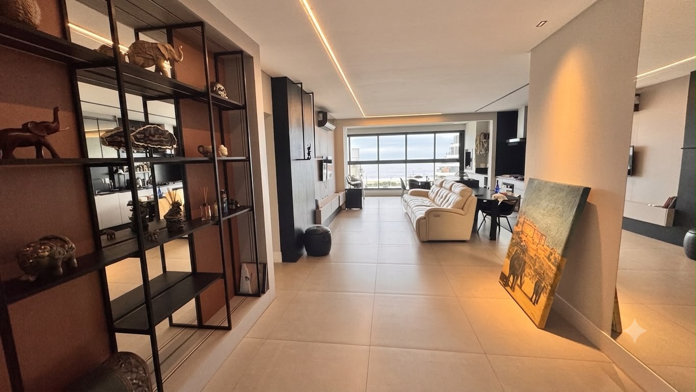 Apartamento no Ed. Aquamarine Residence na Praia Brava - foto 4
