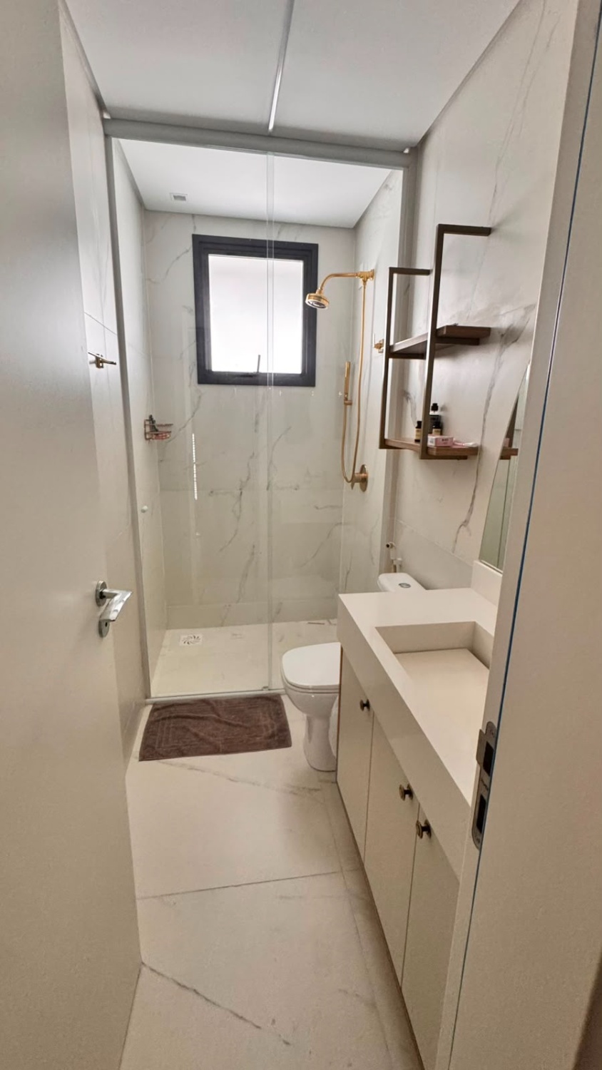 Apartamento no Ed. Aquamarine Residence na Praia Brava - foto 12