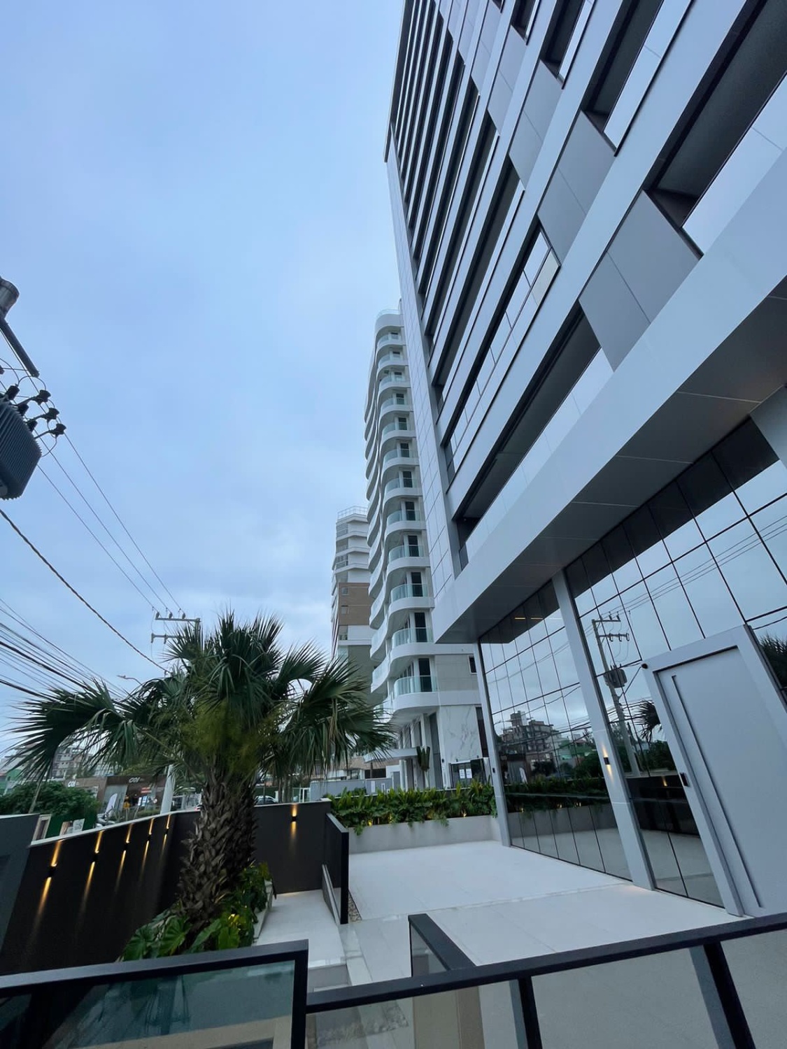 Apartamento no Ed. Aquamarine Residence na Praia Brava - foto 23