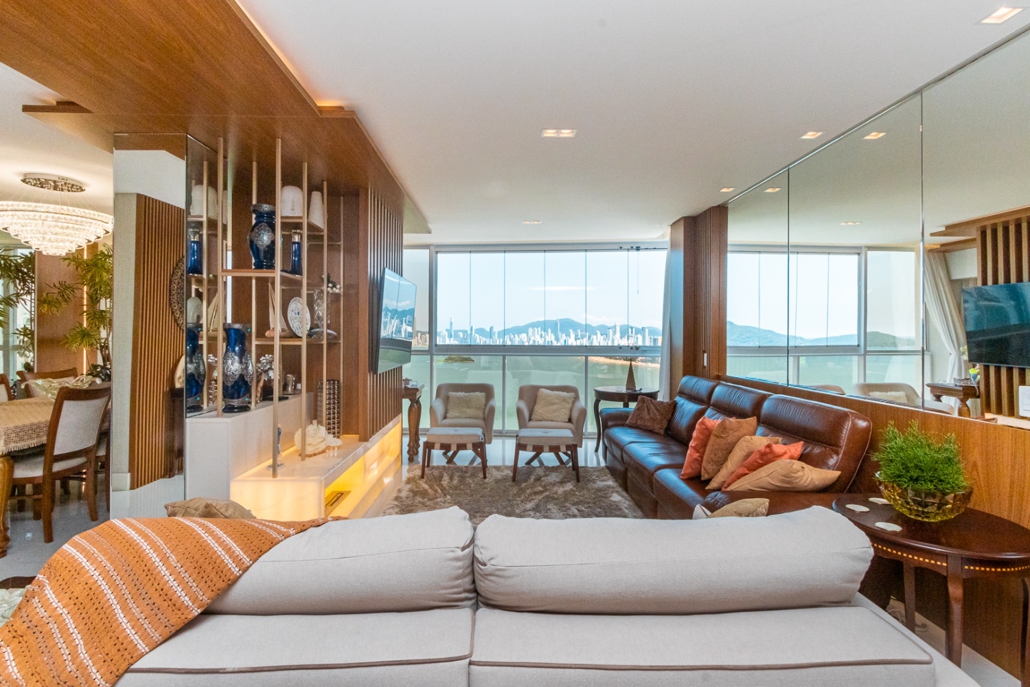 Apartamento no Ed. Italian em Balneário Camboriú