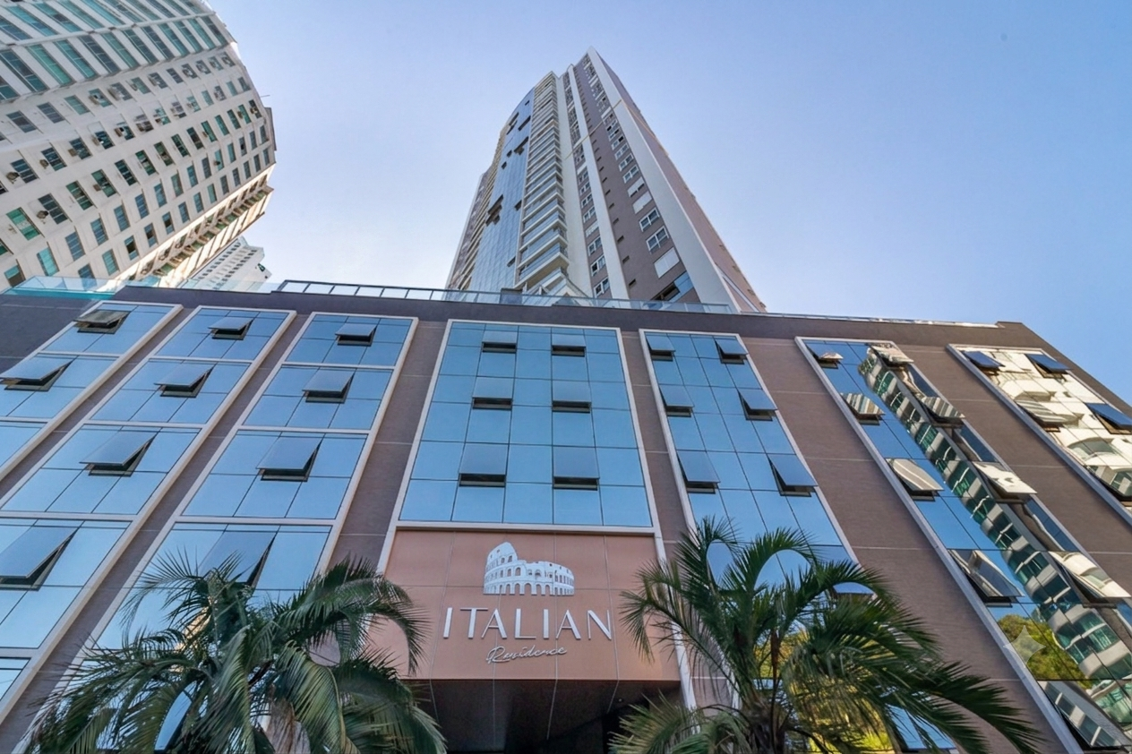 Apartamento no Ed. Italian em Balneário Camboriú - foto 1