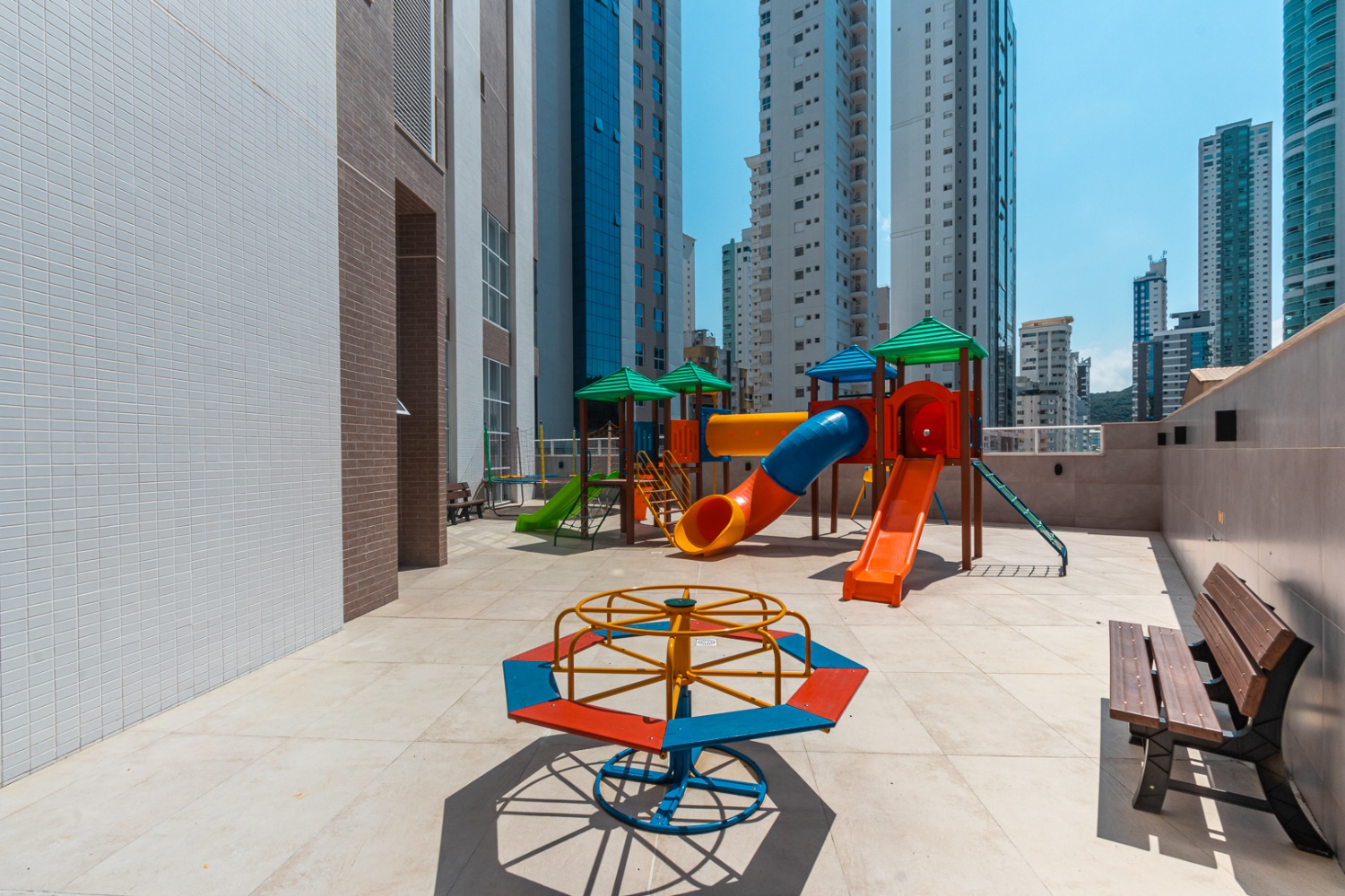Apartamento no Ed. Italian em Balneário Camboriú - foto 2