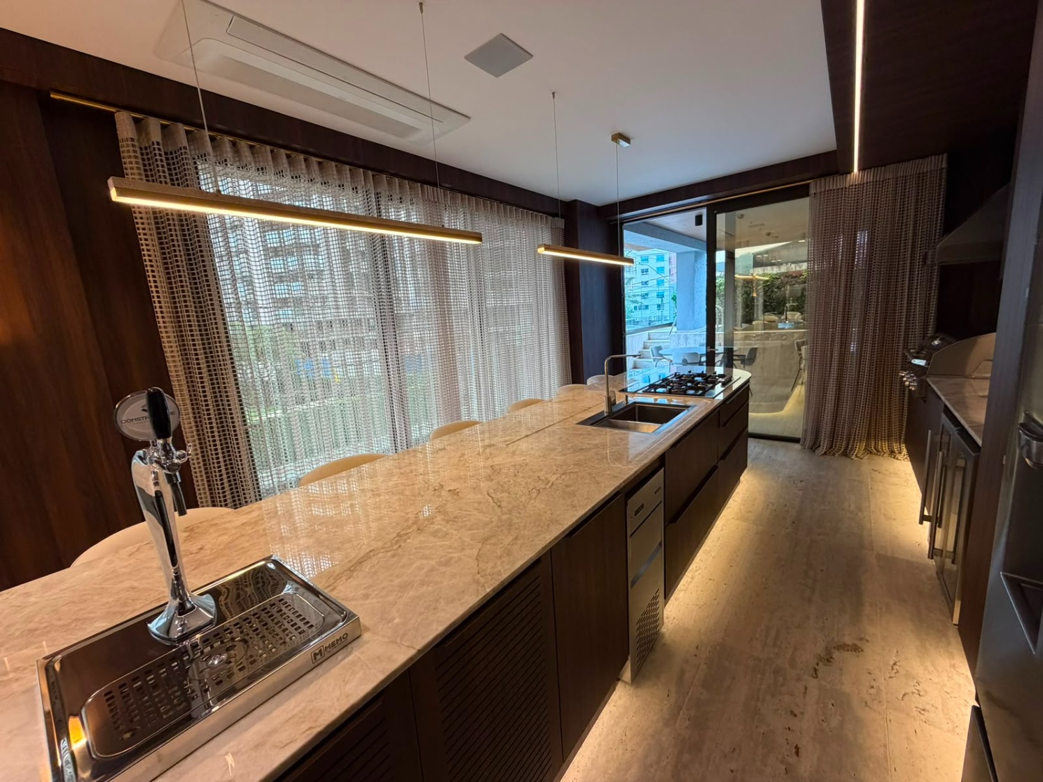 Apartamento Ed. Brava Dreams na Praia Brava - foto 16