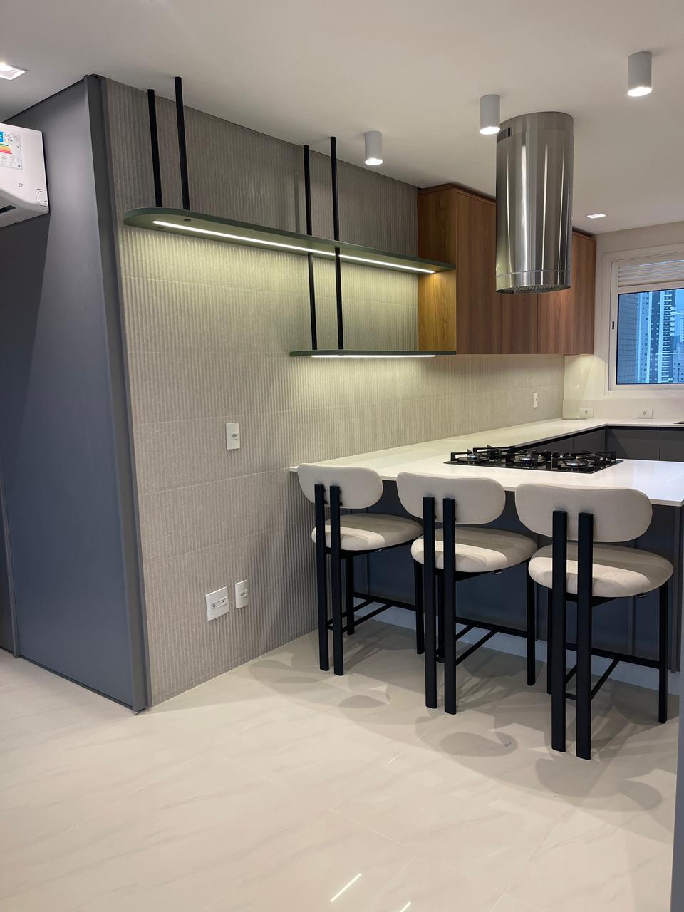 Apartamento no Ed. Marina Beach na Barra Sul de Balneário Camboriú - foto 7