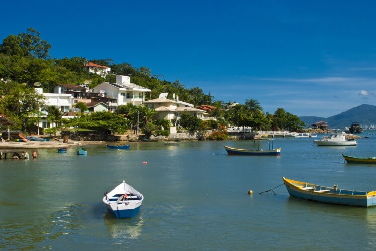 Targan By Porsche Consulting no Canto da Praia, Itapema