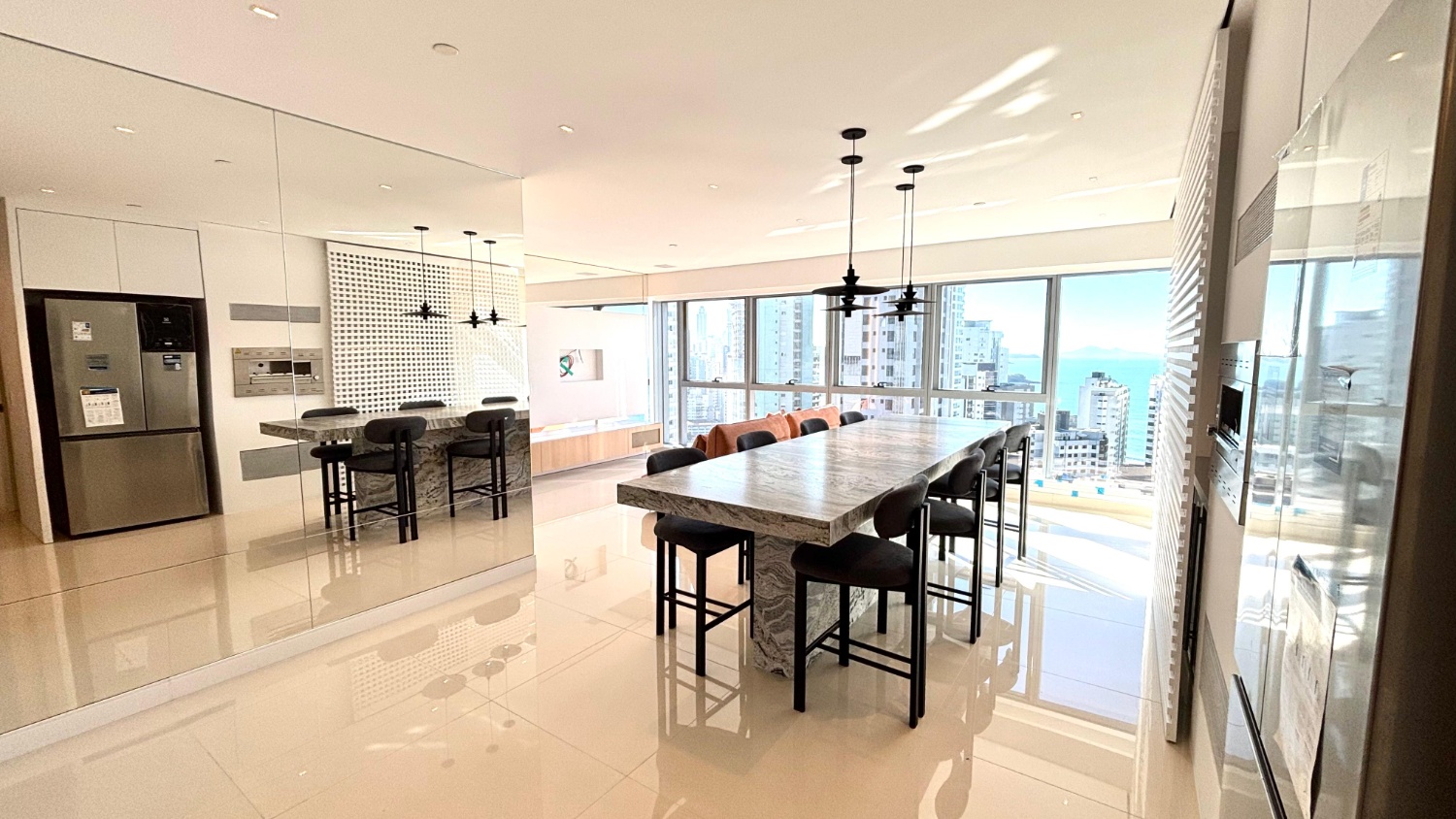 Apartamento no Ed. Vitra by Pininfarina em Balneário Camboriú - foto 11