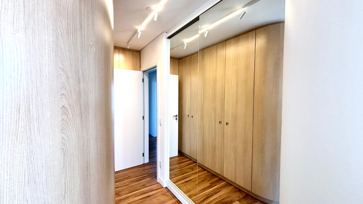 Apartamento no Ed. Vitra by Pininfarina em Balneário Camboriú - foto 13