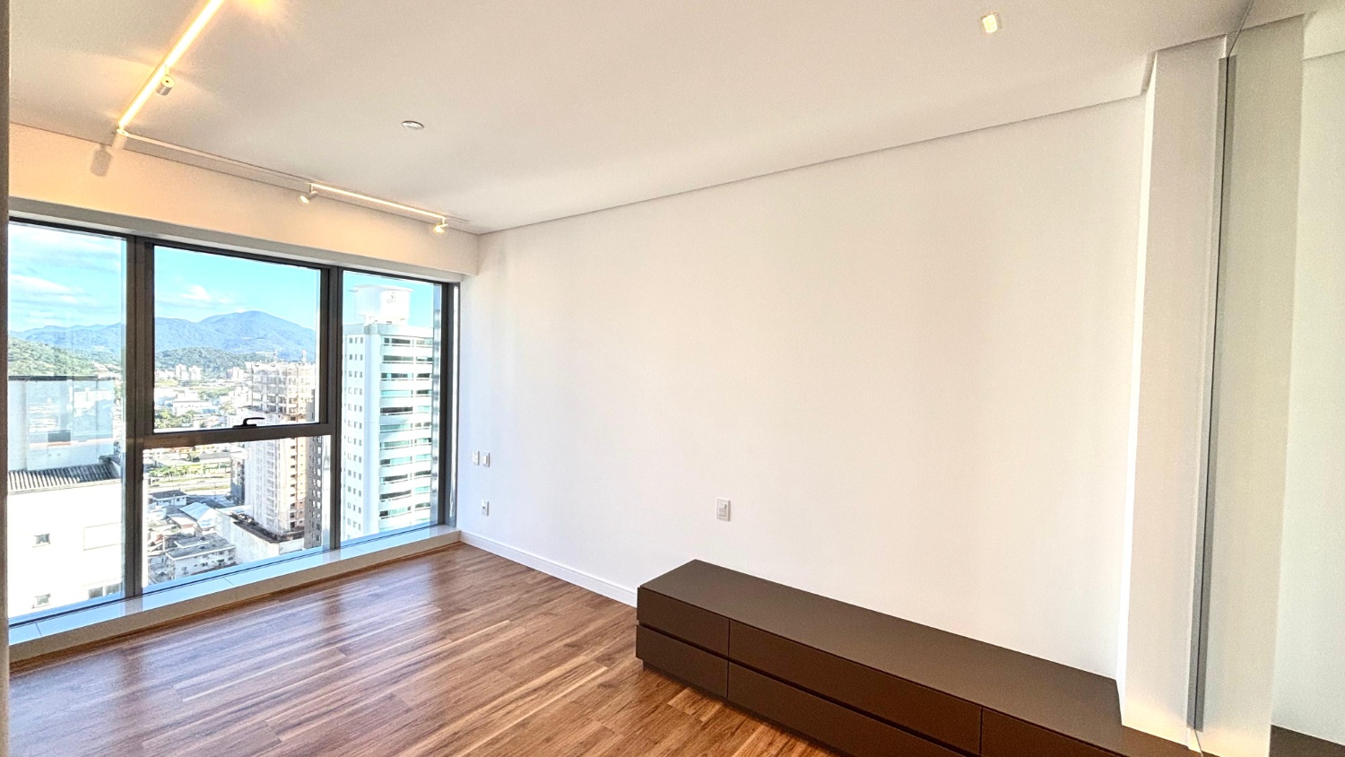 Apartamento no Ed. Vitra by Pininfarina em Balneário Camboriú - foto 25