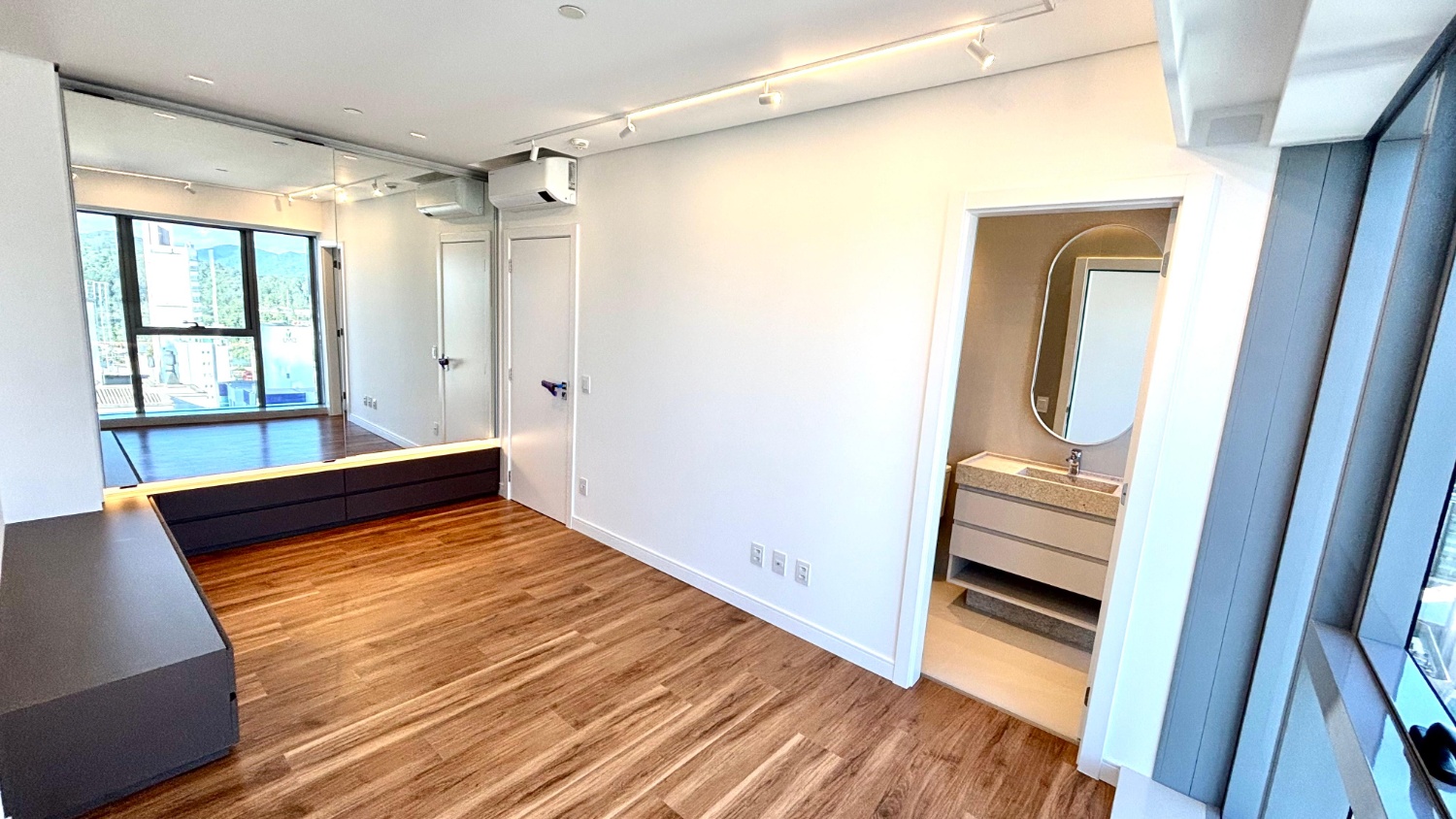 Apartamento no Ed. Vitra by Pininfarina em Balneário Camboriú - foto 26