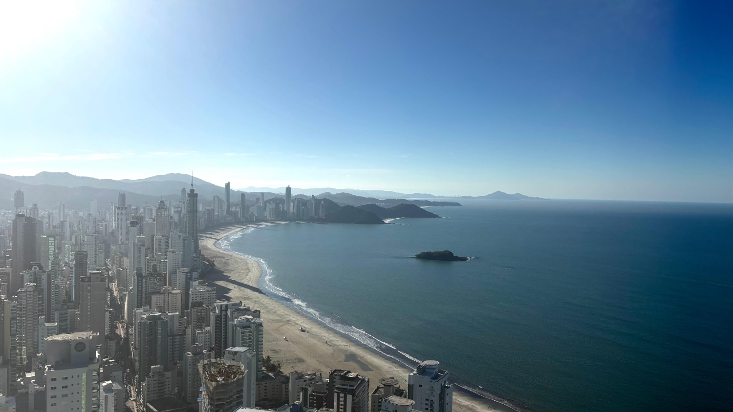 Apartamento no Ed. Vitra by Pininfarina em Balneário Camboriú - foto 28
