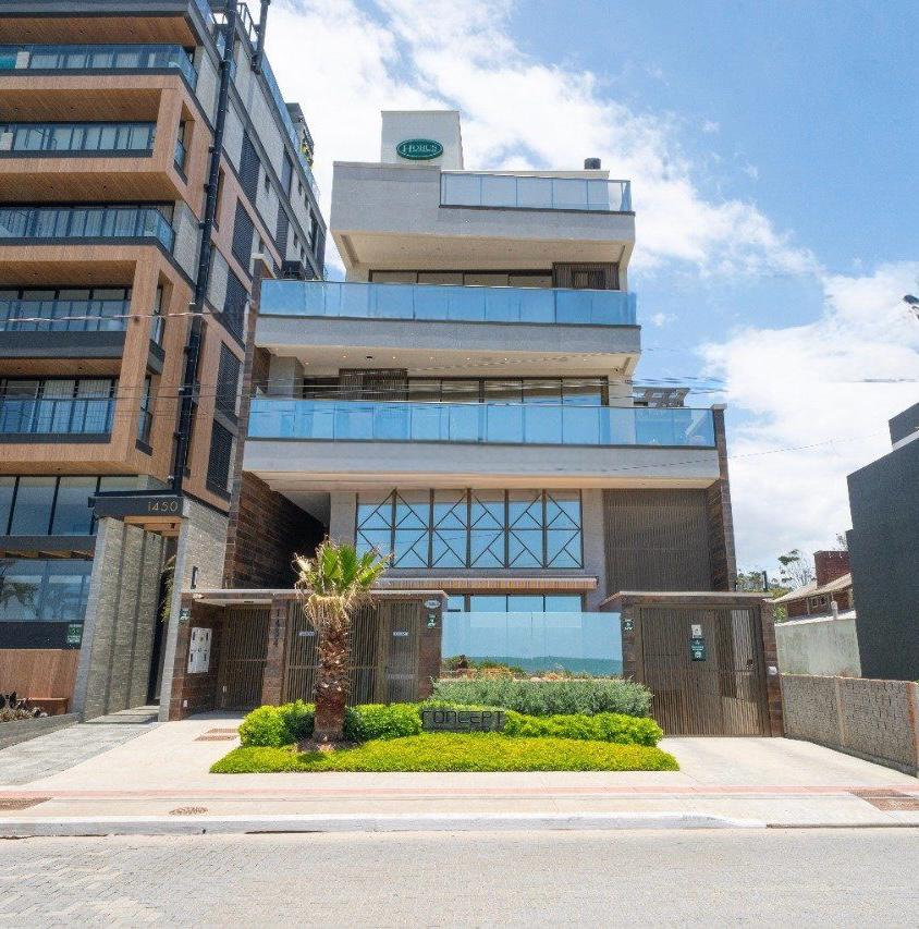 Apartamento no Ed. Hobus Concept na Praia Brava