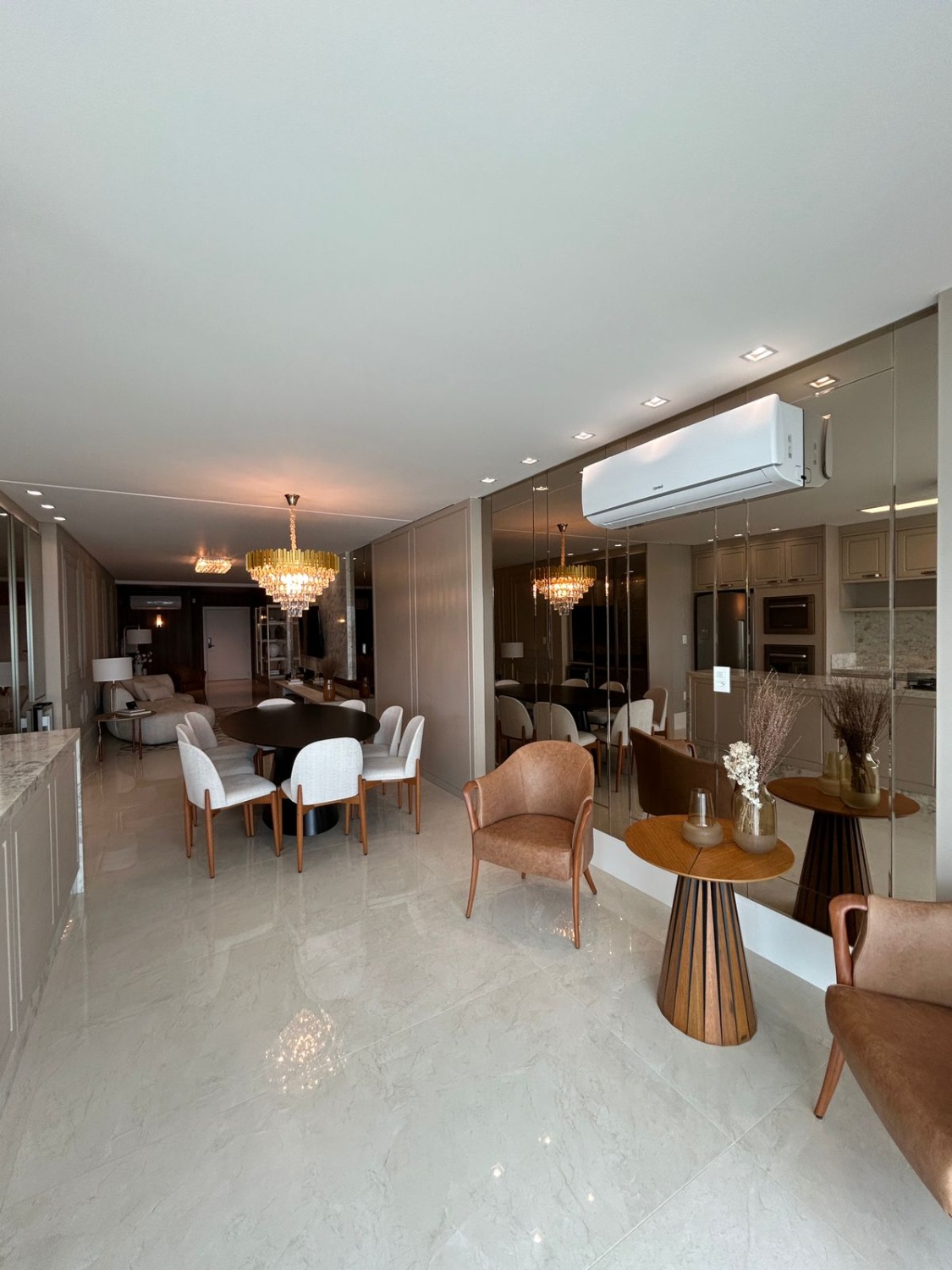 Apartamento no Ed. Cartier CNA Residence em Meia Praia em Itapema - foto 12
