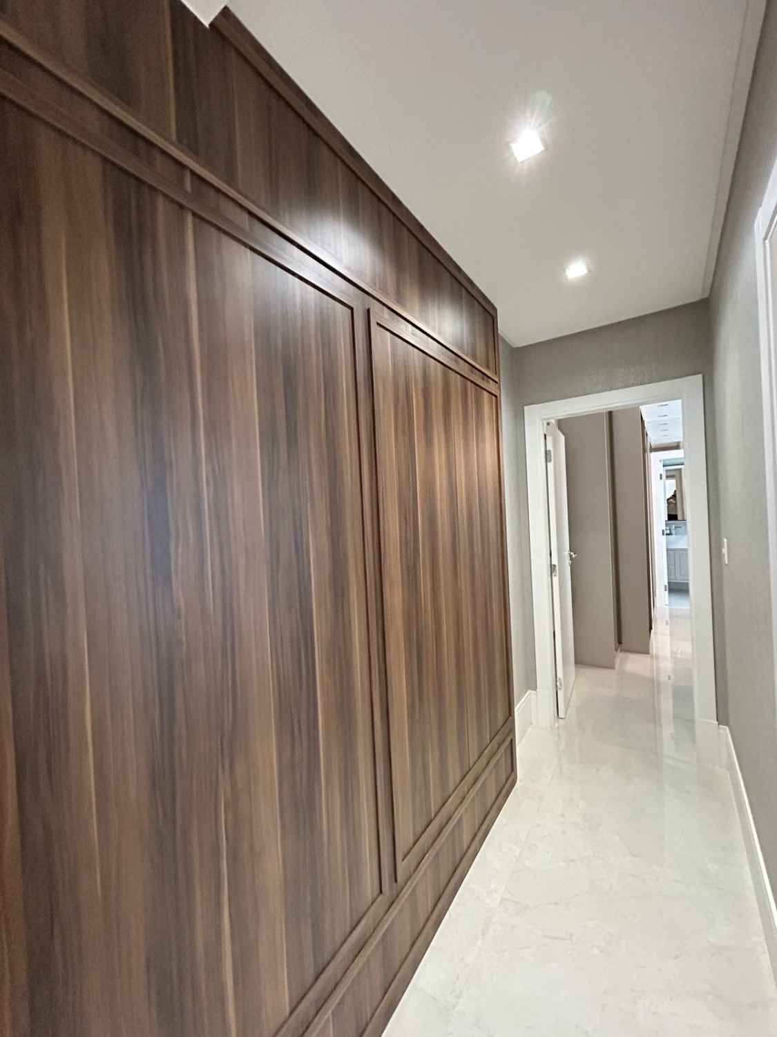 Apartamento no Ed. Cartier CNA Residence em Meia Praia em Itapema - foto 14