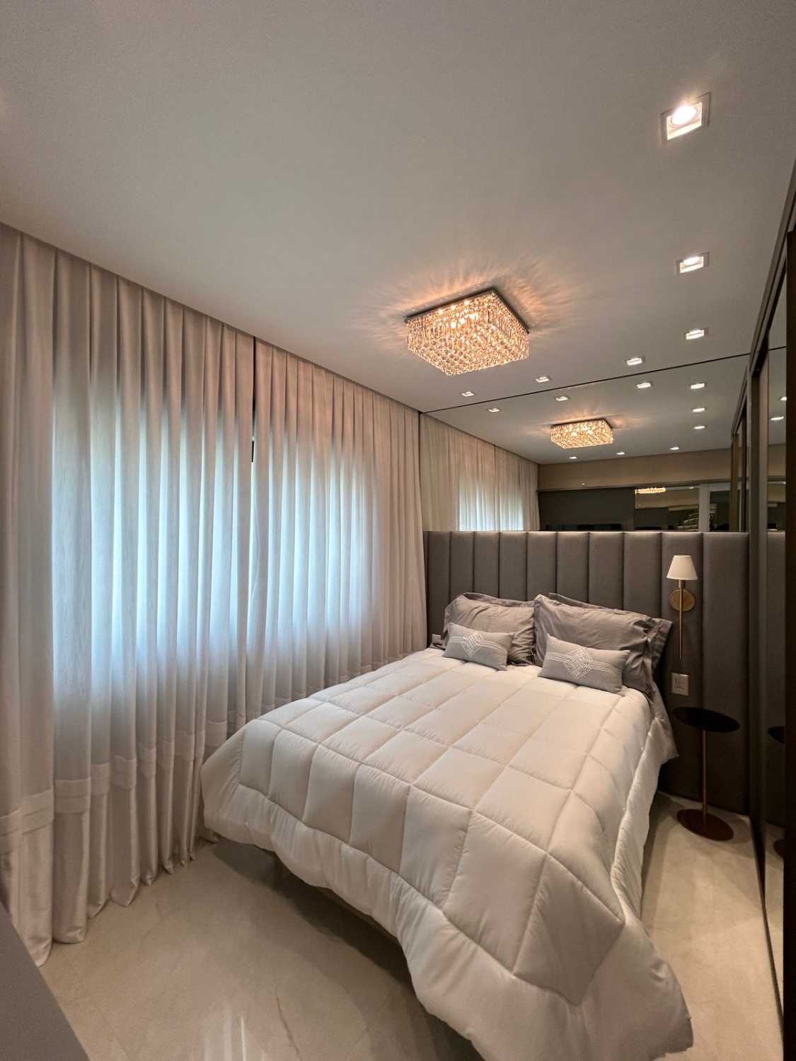 Apartamento no Ed. Cartier CNA Residence em Meia Praia em Itapema - foto 21