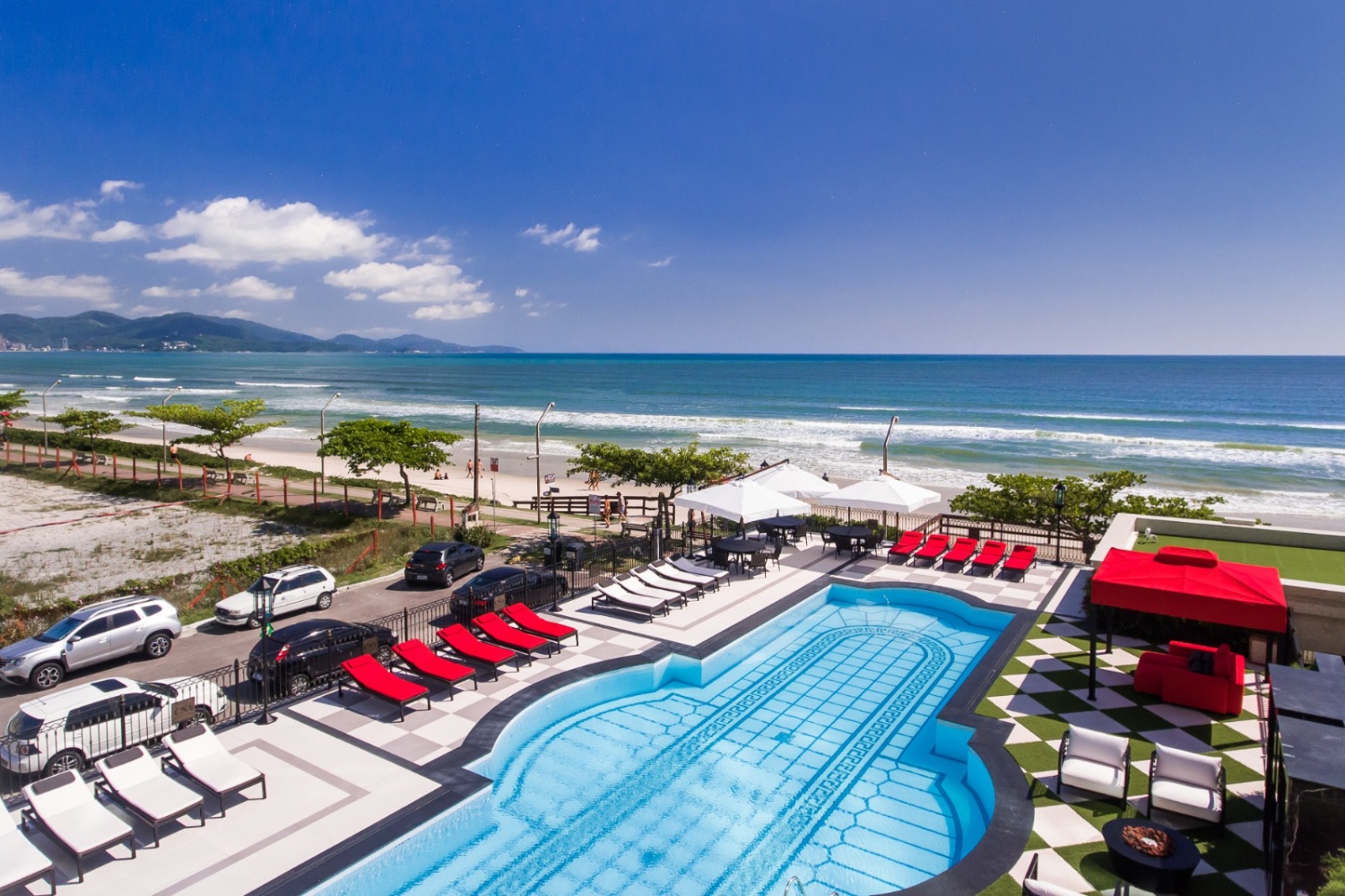 Apartamento no Ed. Cartier CNA Residence em Meia Praia em Itapema - foto 40