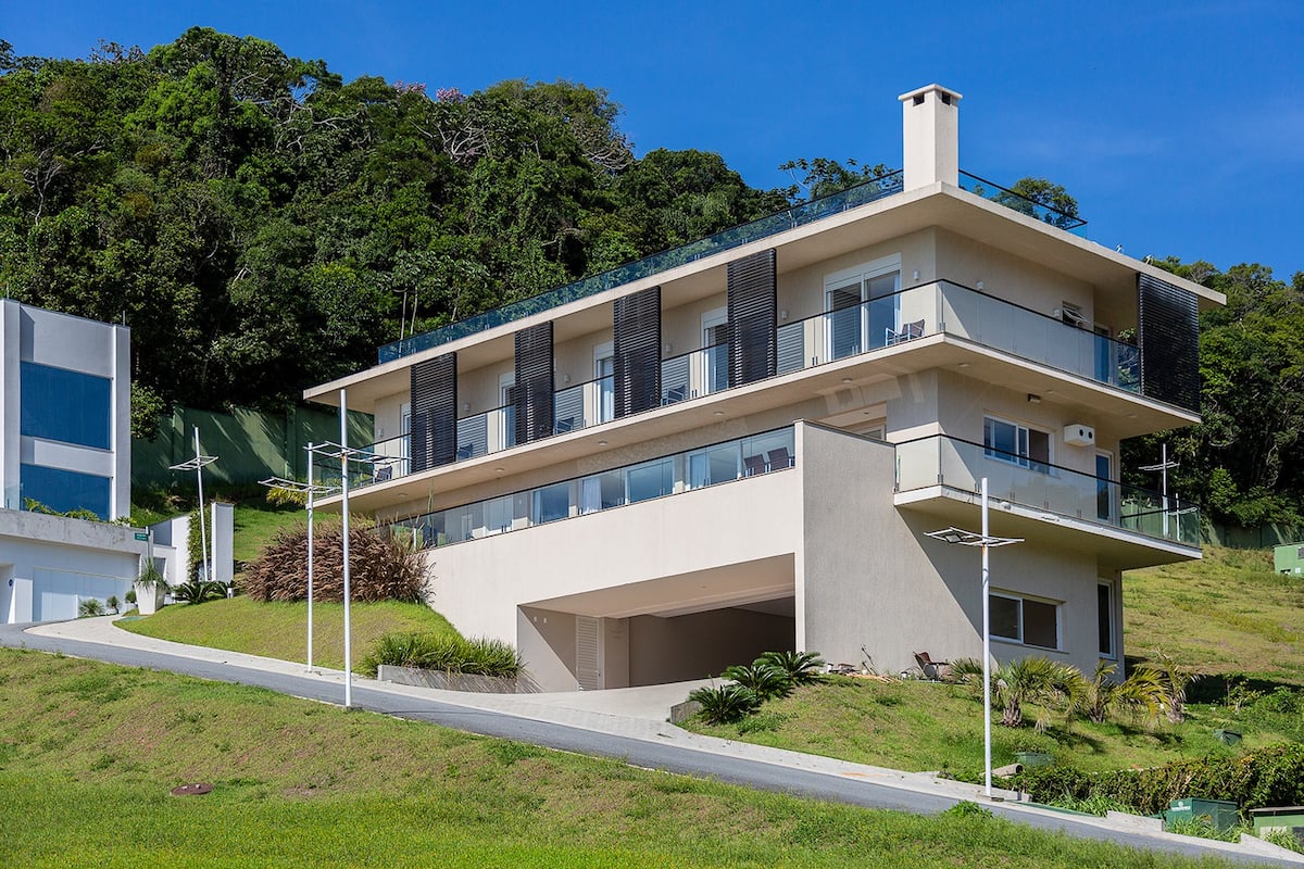 Casa com vista para o mar no Condomínio Green Ocean na Praia do Estaleiro em Balneário Camboriú - foto 7