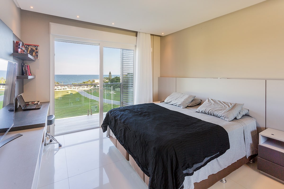 Casa com vista para o mar no Condomínio Green Ocean na Praia do Estaleiro em Balneário Camboriú - foto 17