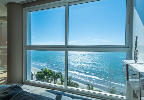 Apartamento Decorado no Ed. Costão da Barra Towers Residencial Club na Barra Sul em Balneário Camboriú - foto 2