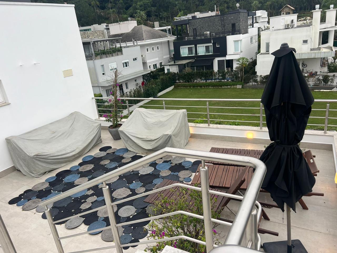 Casa no Condomínio Fechado Porto Riviera na Praia Brava - foto 29