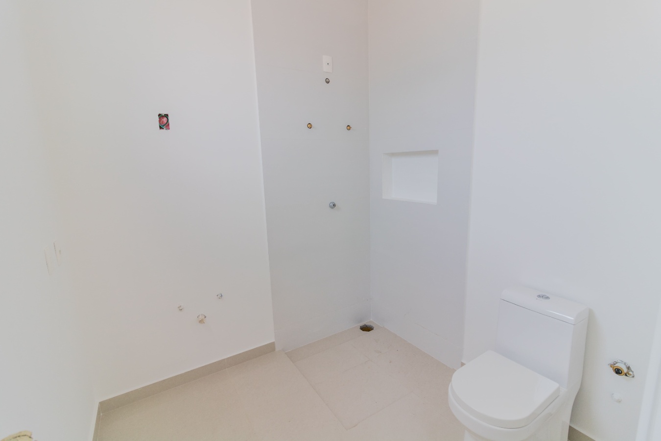 Apartamento Frente Mar no Edifício Victor Hugo em Itapema - foto 11