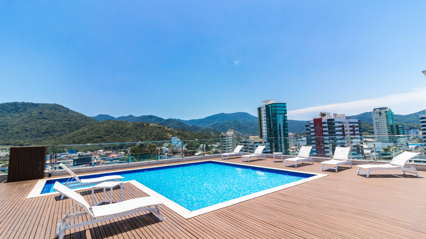 Apartamento Frente Mar no Edifício Victor Hugo em Itapema - foto 16