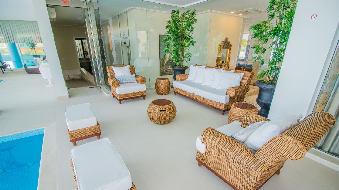 Apartamento Frente Mar no Edifício Victor Hugo em Itapema - foto 26