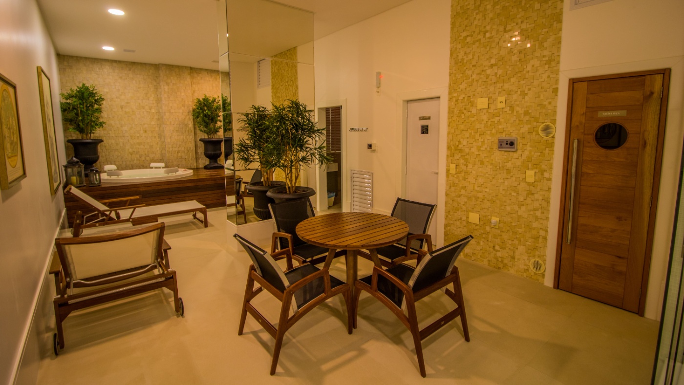 Apartamento Frente Mar no Edifício Victor Hugo em Itapema - foto 34