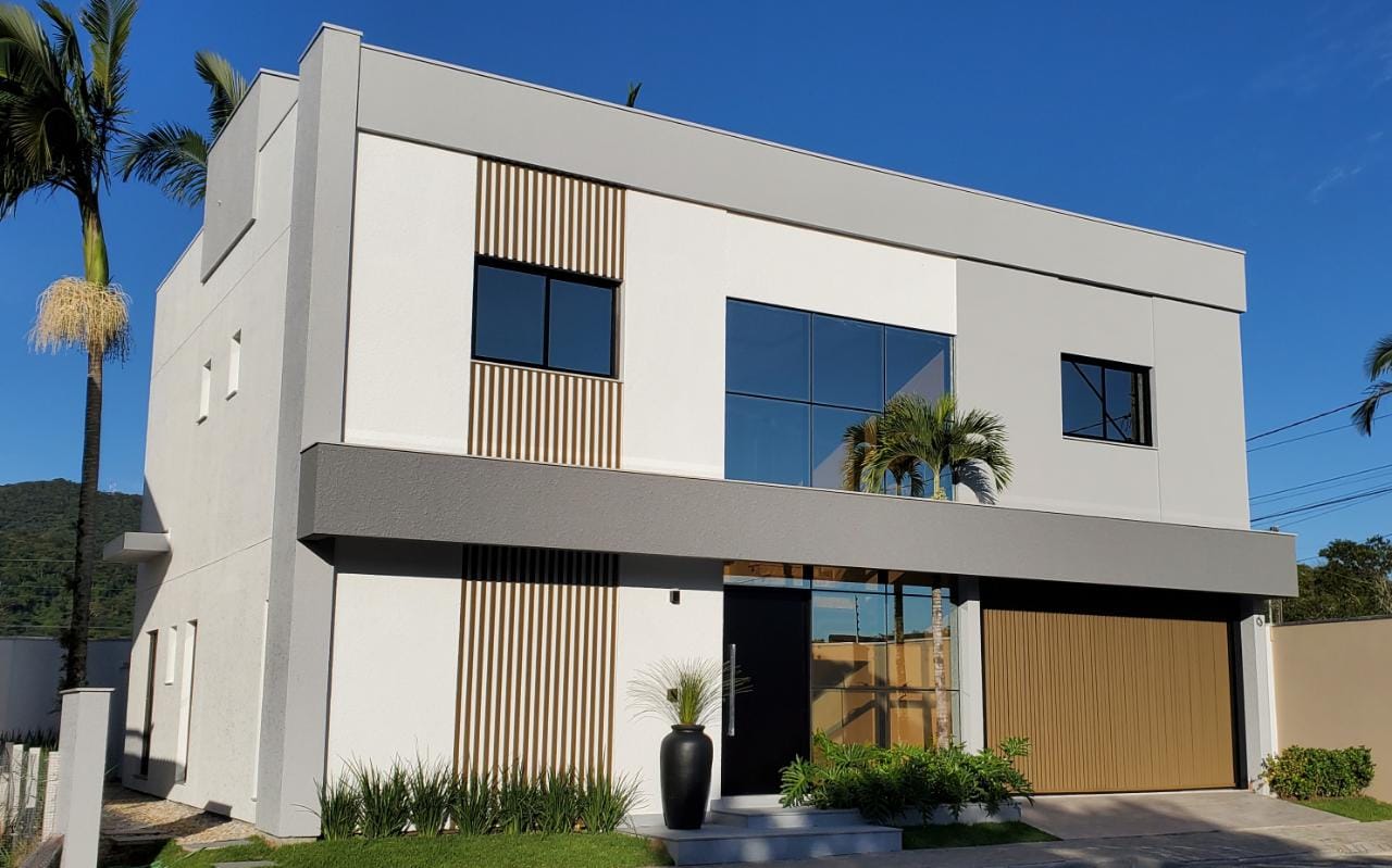 Casa no Condomínio Boulevard da Barra Park Residence em Balneário Camboriú