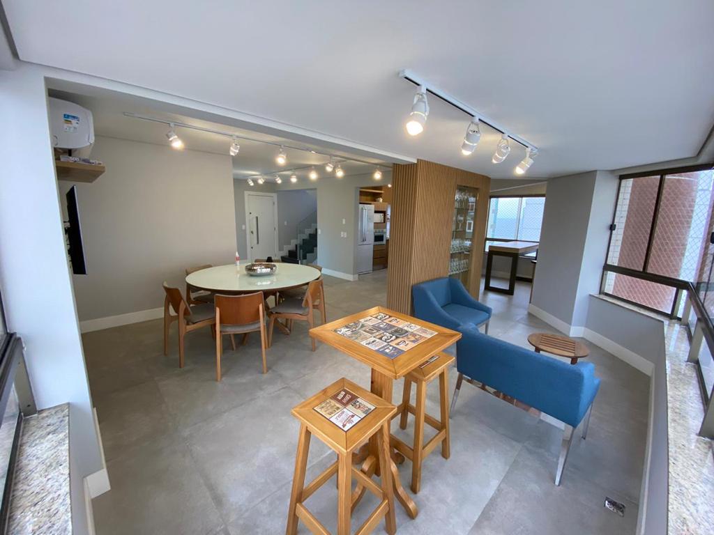 Cobertura Triplex com vista para o mar no Ed. Aruba Residence em Balneário Camboriú - foto 7