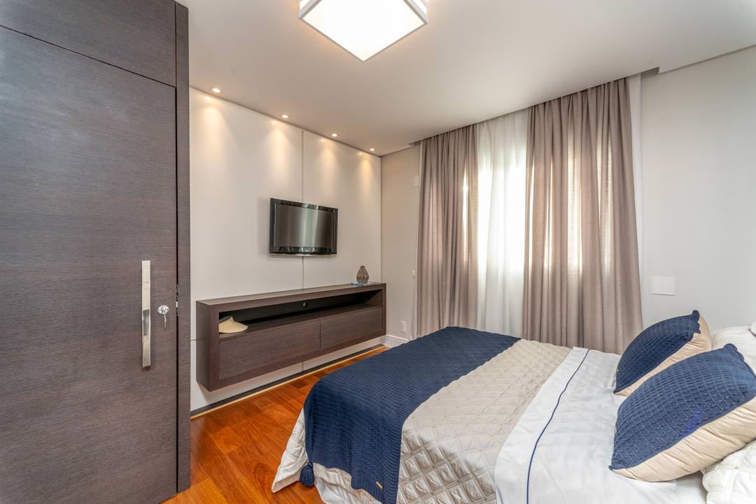 Cobertura Duplex no Ed. Costão da Barra em Balneário Camboriú - foto 35