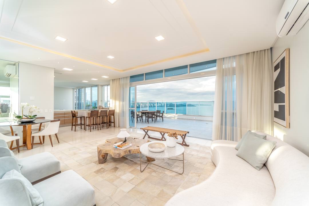 Cobertura Duplex no Ed. Costão da Barra em Balneário Camboriú - foto 46