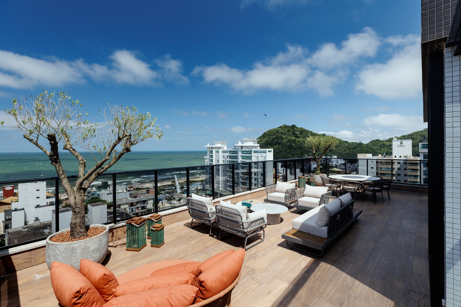 Cobertura Triplex no Ed. Brava Palace Residence na Praia Brava
