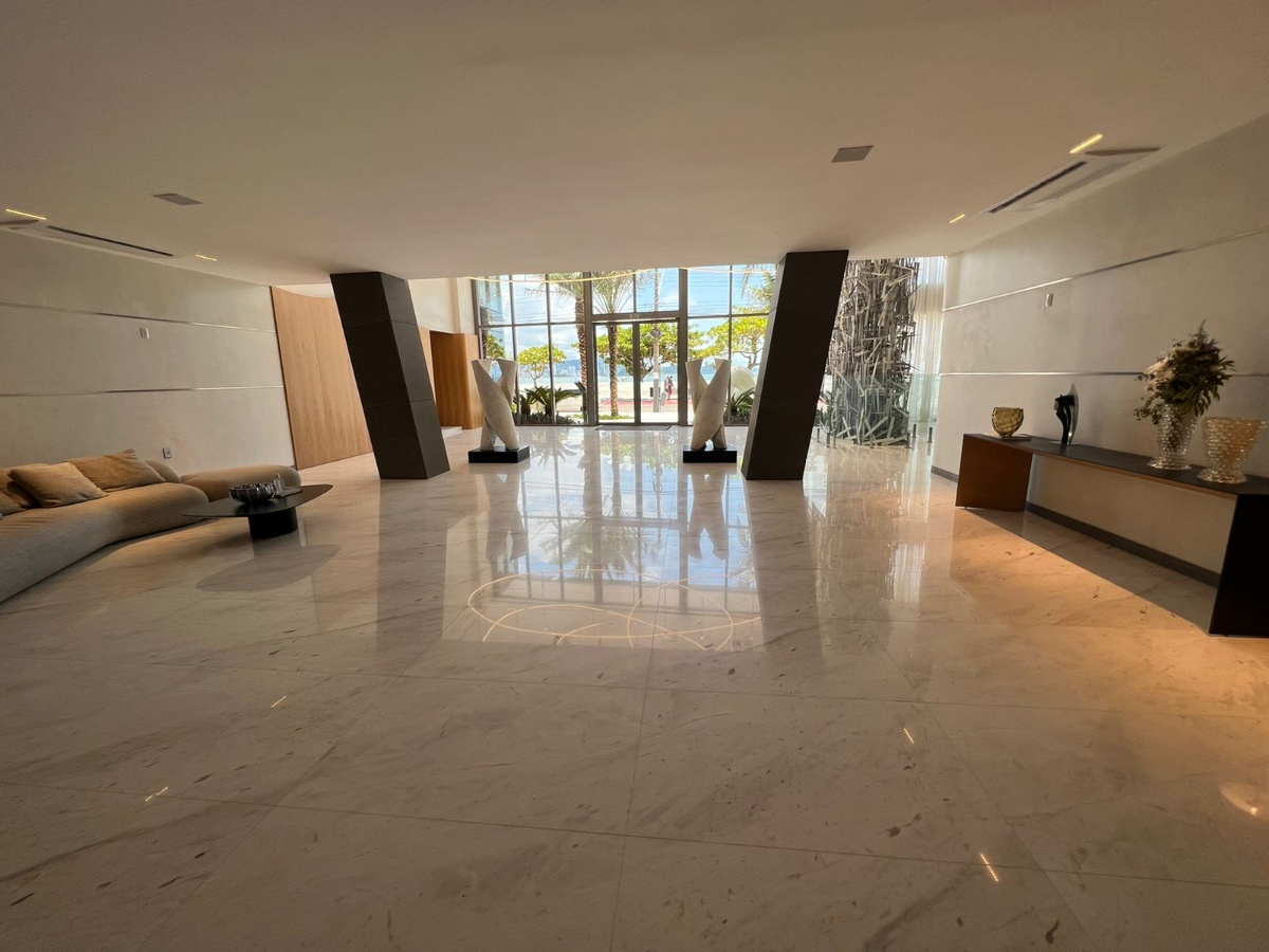 Apartamento no Ed. Pharos na Barra Sul em Balneário Camboriú - foto 34