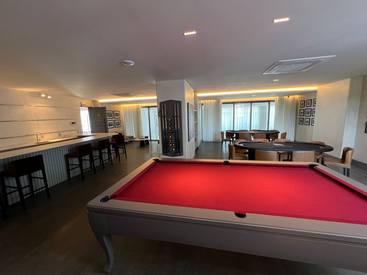 Apartamento no Ed. Pharos na Barra Sul em Balneário Camboriú - foto 45