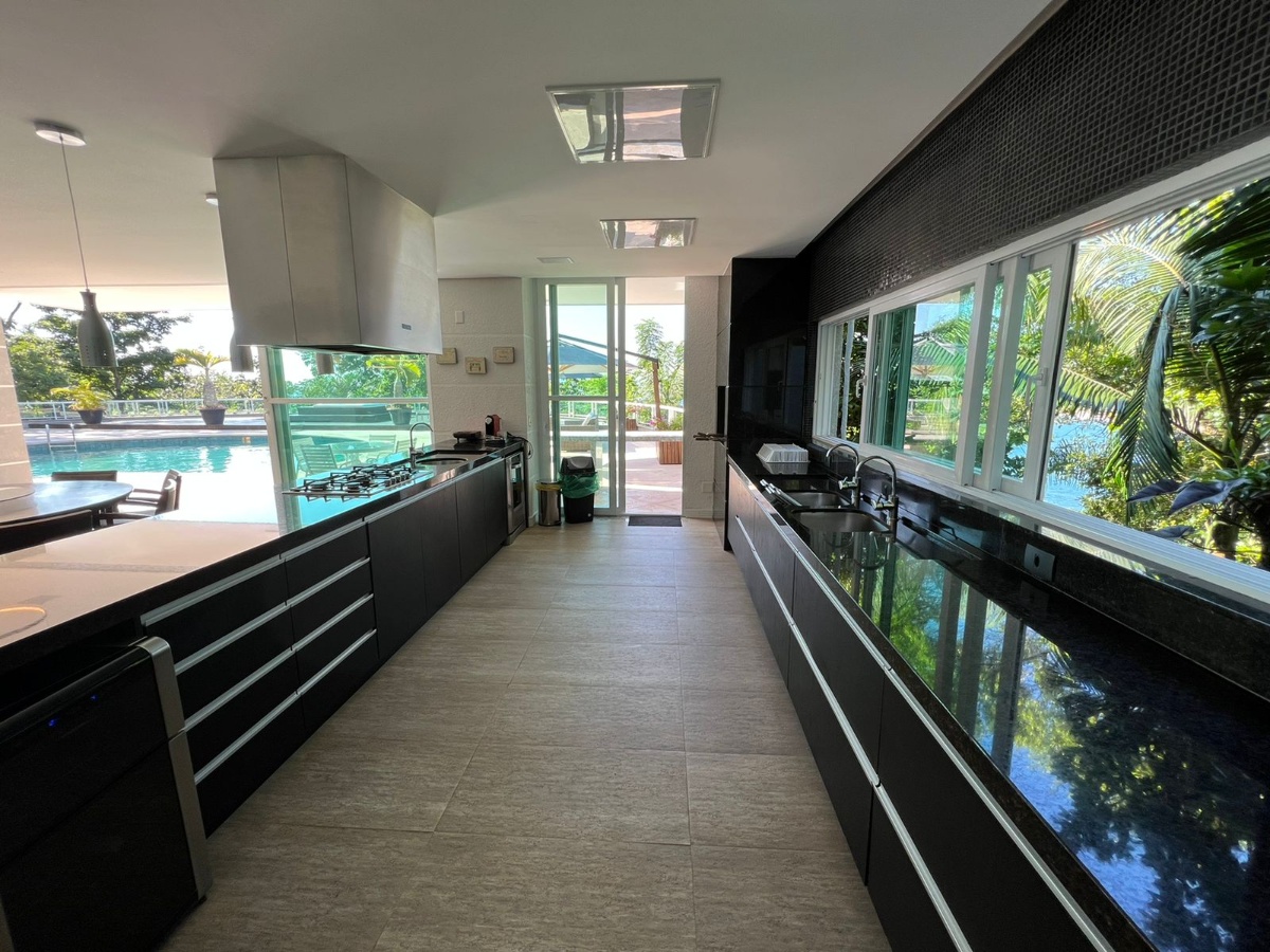 Casa com vista para o mar no Condomínio Horizontal Costa Azul em Balneário Camboriú - foto 14