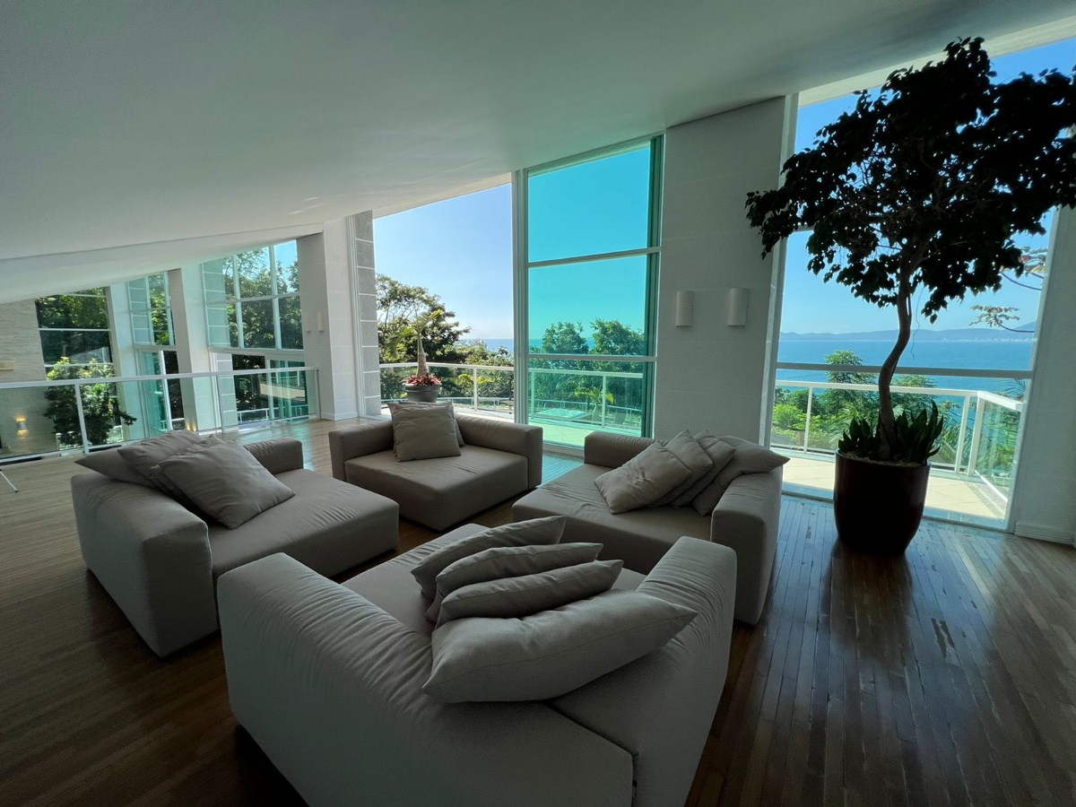 Casa com vista para o mar no Condomínio Horizontal Costa Azul em Balneário Camboriú - foto 15