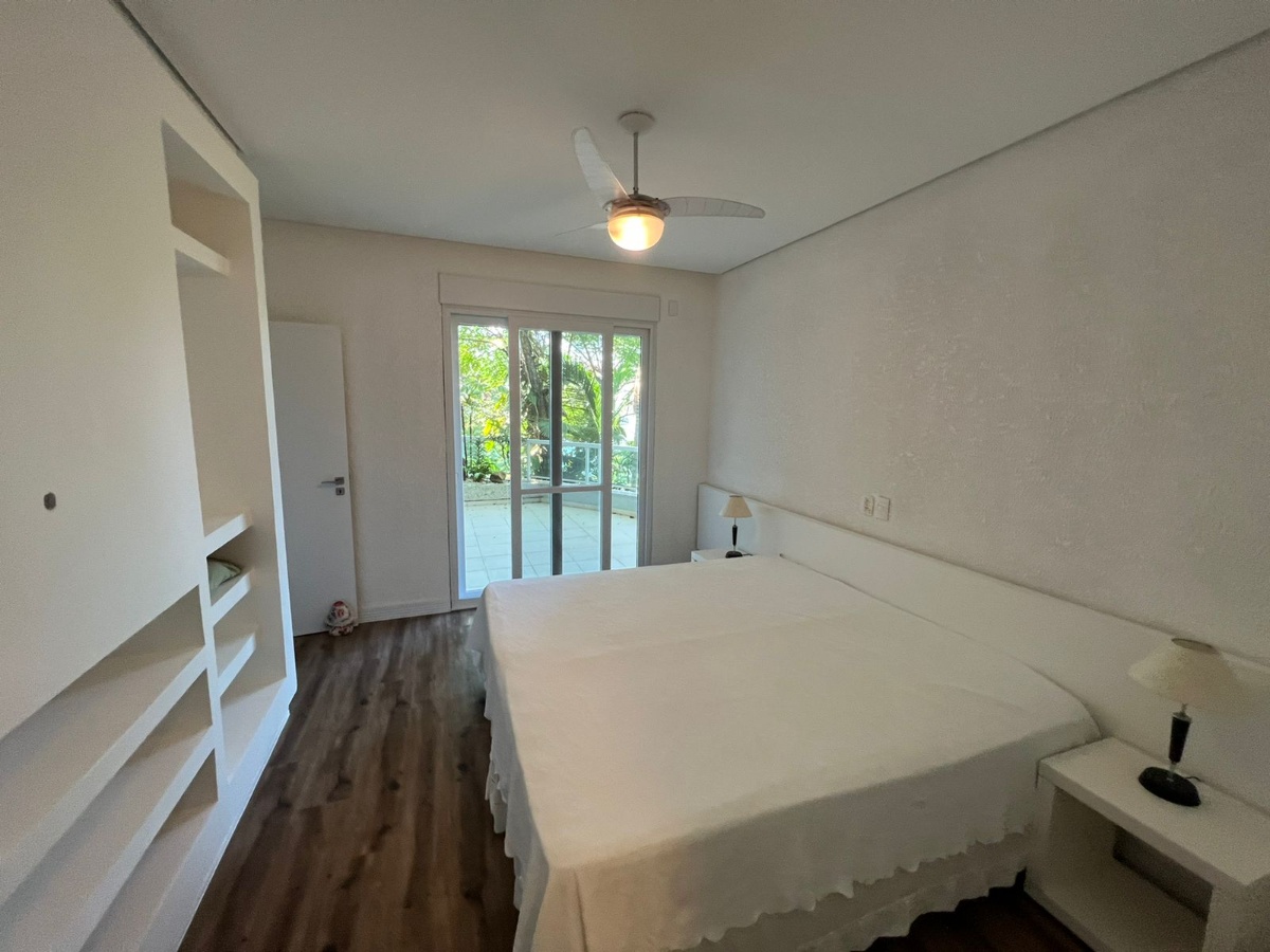 Casa com vista para o mar no Condomínio Horizontal Costa Azul em Balneário Camboriú - foto 21