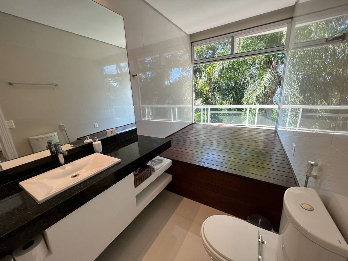 Casa com vista para o mar no Condomínio Horizontal Costa Azul em Balneário Camboriú - foto 24