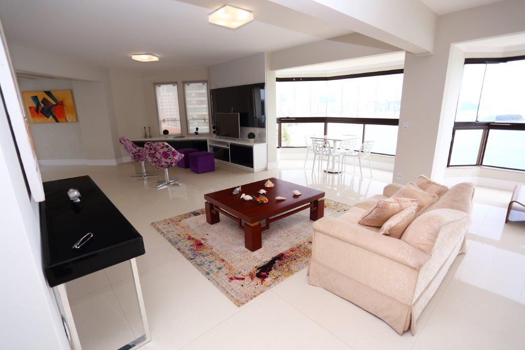 Cobertura Duplex frente mar no Ed. Ilha de Itacuruca em Balneário Camboriú - foto 6